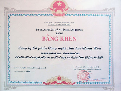 Bằng khen CTY CP CNSH Rừng Hoa Đà Lạt đóng góp vào sự thành công của Festival hoa Đà Lạt năm 2007